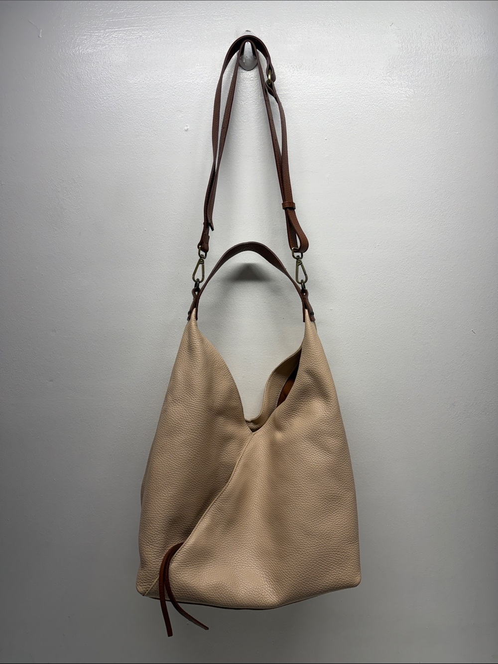 Sundance Pebbled Leather Origami Hobo Bag Purse Asymmetrical Tote Cream Brown